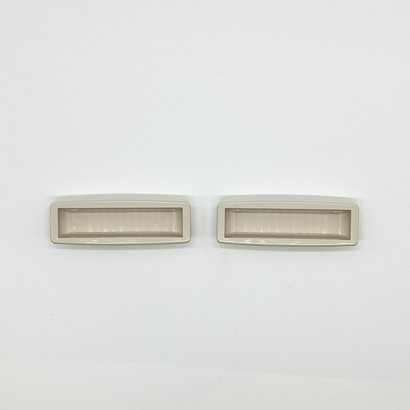 三和シヤッター製手掛け樹脂製(ベージュ) シャッターを上げ下げする際のシャッター取っ手です。割れてしまった、取れてしまったなど、シャッターの取っ手交換等にご利用ください。