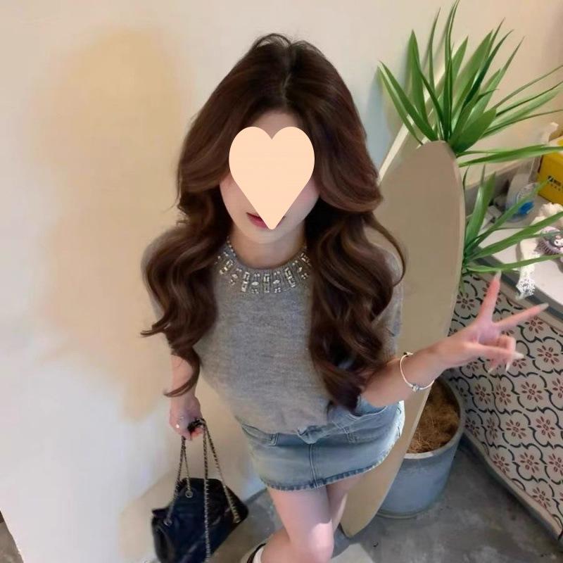 ニット レディース 春夏 半袖 立襟 ラインストーン ポリエステル トップス プルオーバー ゆったり Aライン グレー 通勤・カテゴリ: ニット・素材: ポリエステル・柄: -・スタイル: ベーシック・シルエット: Aライン・ネックライン: スタンドカラー・袖丈: エクストラロングスリーブ・袖のタイプ: バタフライスリーブ・テイスト: 通勤・色: グレー・サイズ: S.M.L.XL・対象: レディース・フロント: プルオーバー