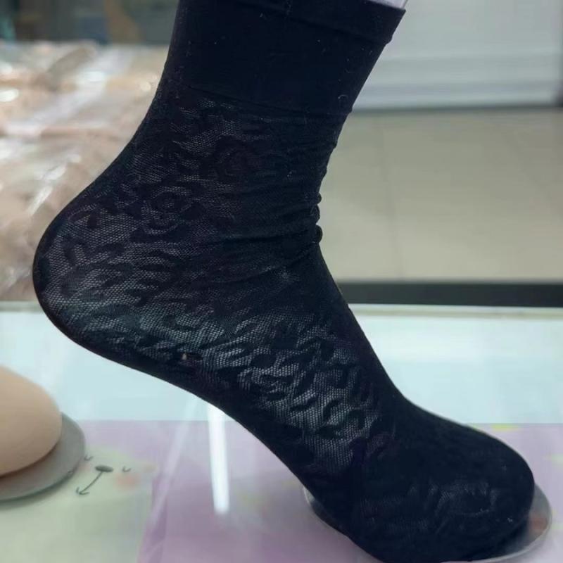 靴下 レディース レース 花柄 ジャカード 吸汗 滑り止め 丈夫 ストッキング ミドル丈 春夏 ブラック系(..