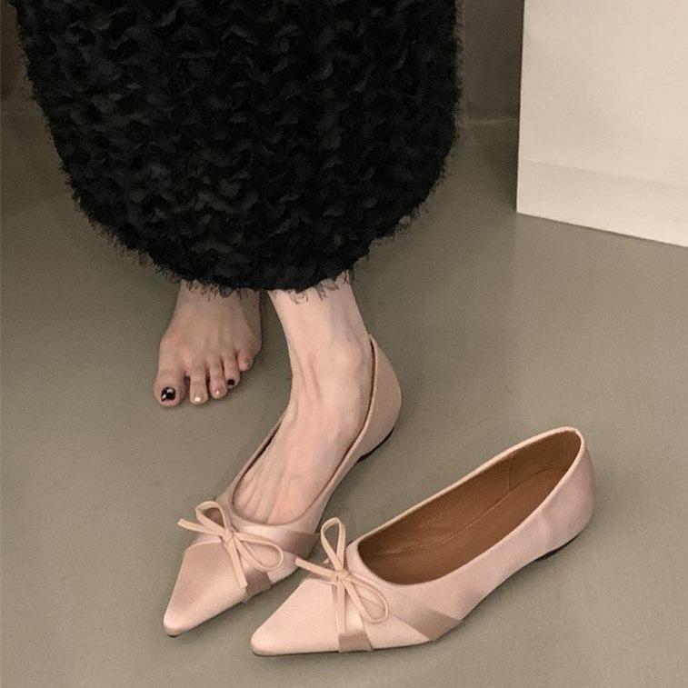 パンプス レディース 春 フラット ぺたんこ 尖头 ポインテッドトゥ サテン調 マリージェーン ローヒー..