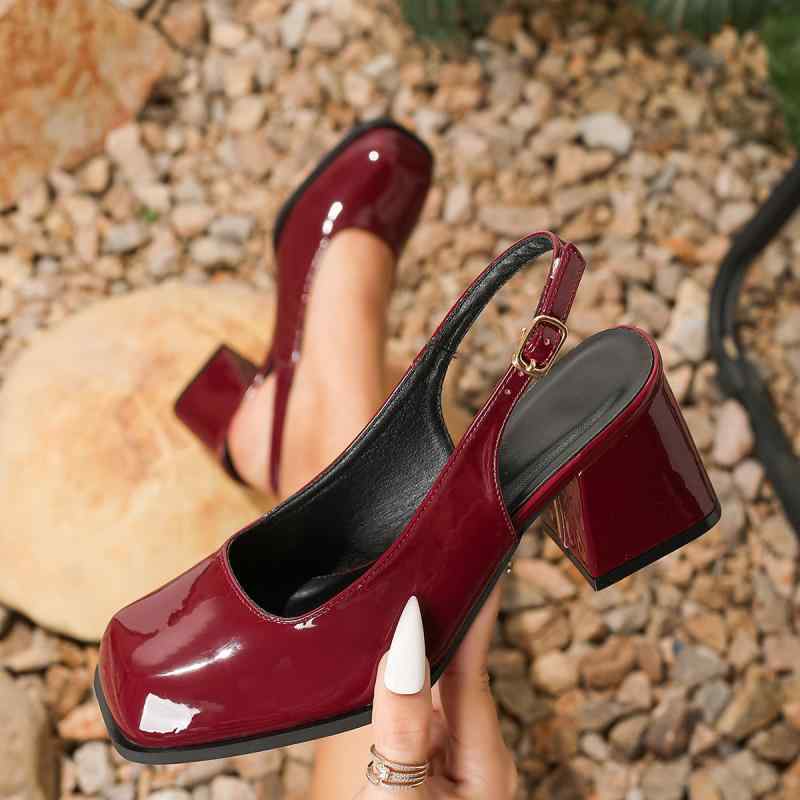 サンダル レディース バックストラップ スクエアトゥ エナメル 太ヒール ハイヒール 黒 赤 紺 キャメル 春夏