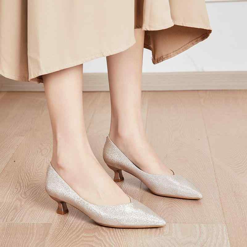 パンプス レディース シューズ チャンキーヒール ポインテッドトゥ ミドルヒール ピンヒール 結婚式 パーティー 通勤 オフィス 普段使い シャンパン シルバー 春夏