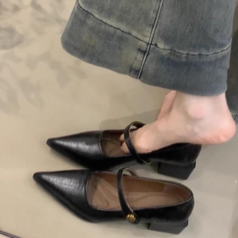 パンプス レディース 革 羊革 マリージェーン フラット ローヒール ポインテッドトゥ チャンキーヒール ストラップ 黒 ブラック 茶色 ブラウン 歩きやすい 履きやすい オフィス カジュアル 通勤 フォーマル 春夏