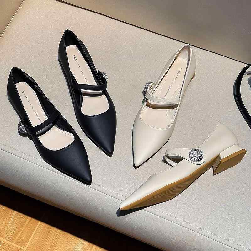 パンプス レディース マリージェーンシューズ ポインテッドトゥ ローヒール ストラップ チャンキーヒール スリッポン PUレザー 春秋 黒 ブラック オフホワイト(x2)