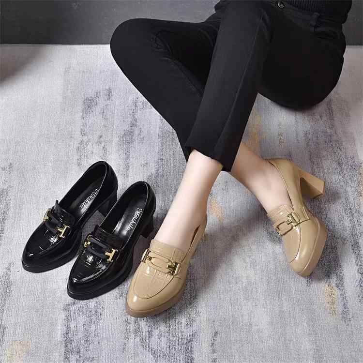 パンプス レディース 牛革 エナメル ポインテッドトゥ 太ヒール 5cm 7cm ローファー スリッポン カジュ..