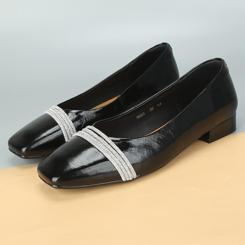 パンプス レディース 大きいサイズ ローヒール 40代 春夏 41 42 43 ぺたんこ 履きやすい 痛くなりにく..