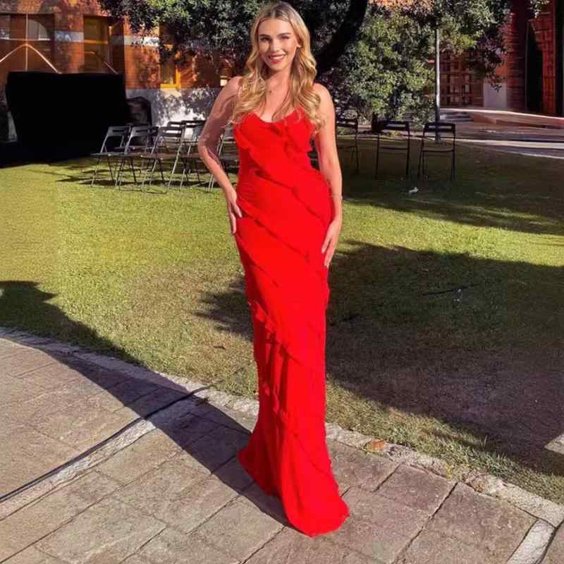 ワンピース レディース 春夏 セクシー Uネック ノースリーブ スリット ロングワンピース ポリエステル 赤 黒 青 ピンク系 背中開き スリムフィット インポート 私服名媛 スタイル