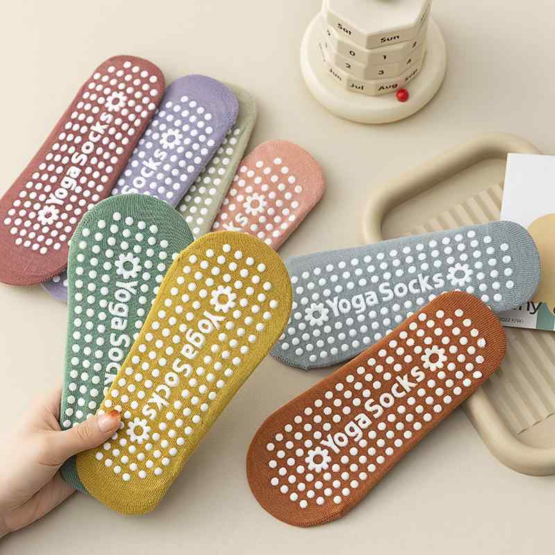 靴下 レディース ヨガ 滑り止め ショートソックス 綿 薄手 婦人 床 プラーティス 無地 紫色 ベージュ ..