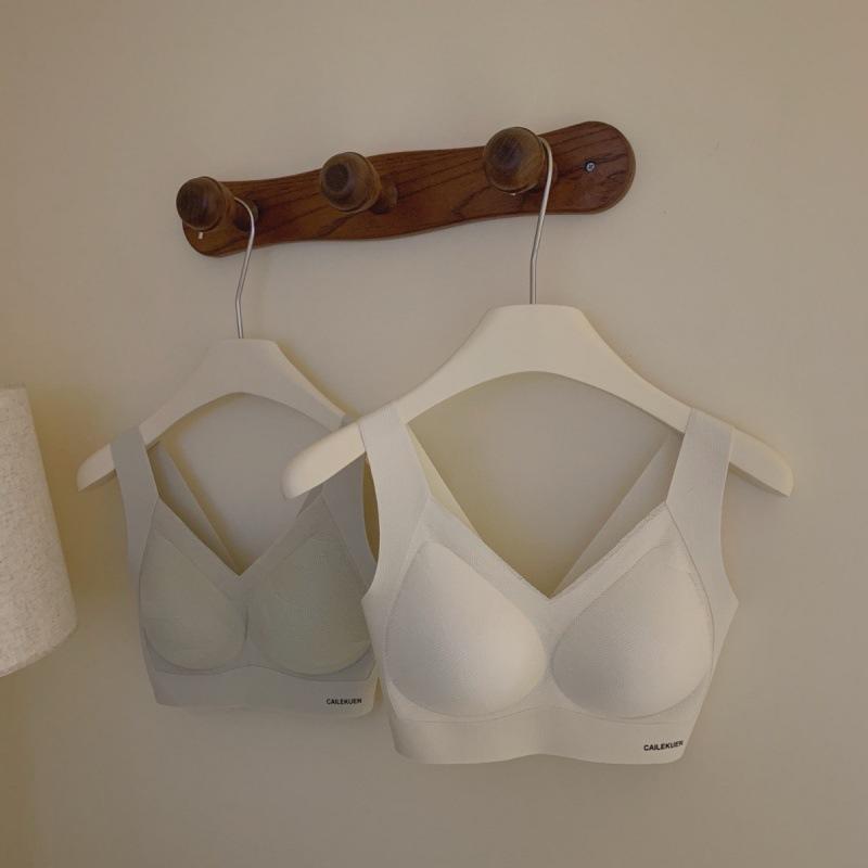 ブラジャー レディース レース 背心式 ノンワイヤー ソフトワイヤー 寄せ 上げ 薄手 通気性 無地 黒 白..