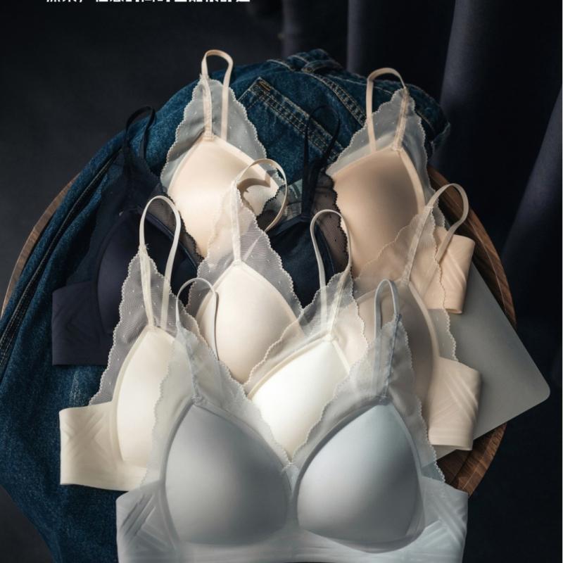 ブラジャー レディース 春夏 レース 三角ブラ ノンワイヤー 調整可能 極細ストラップ シームレス 通気..