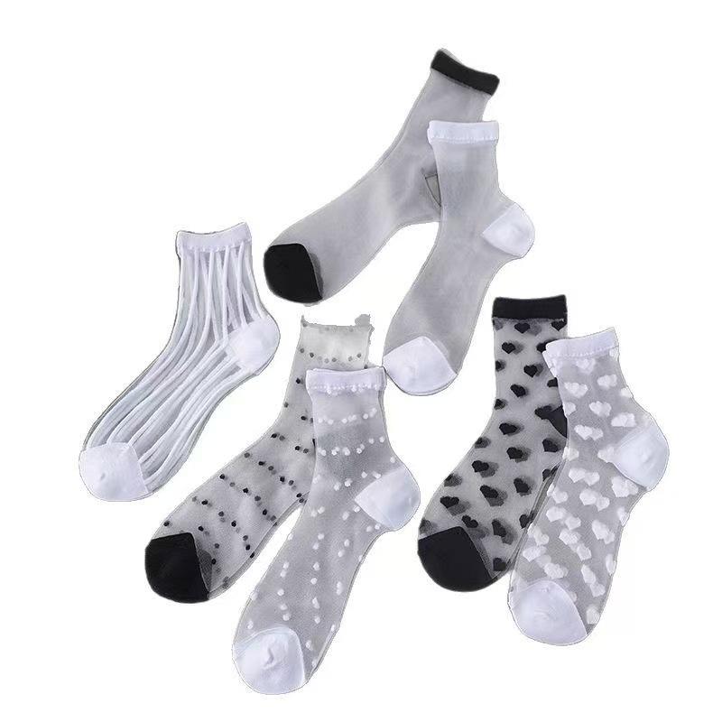 靴下 レディース 薄手 ショートソックス メッシュ 通気性 水玉 ストライプ ボーダー 格子柄 ドット柄 白 黒 春夏 カジュアル