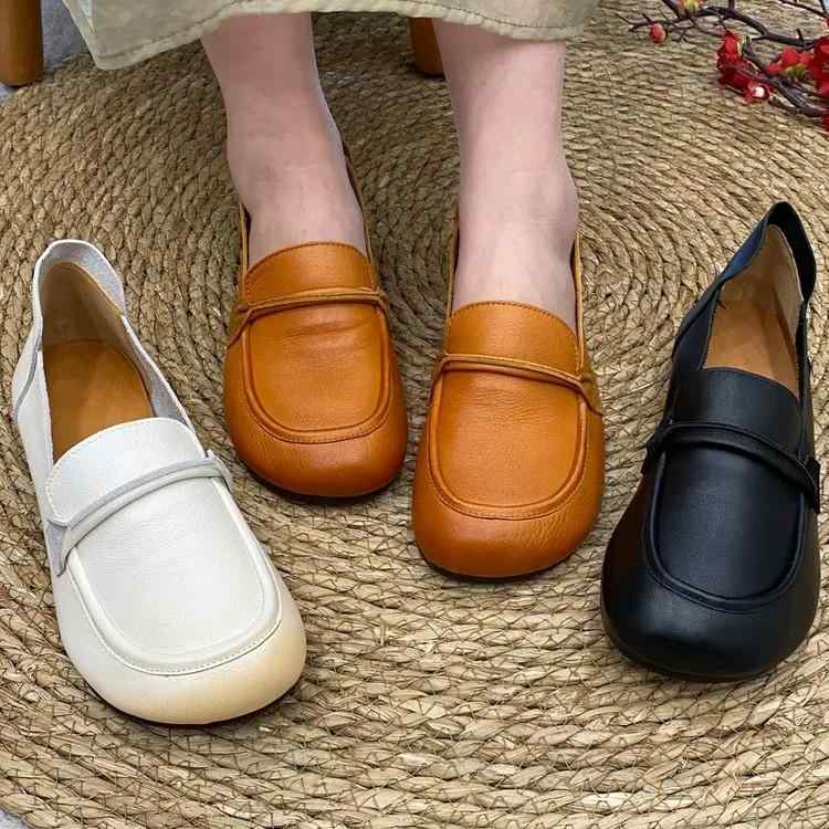 靴/ブーティ レディースシューズ ママシューズ フラットシューズ ローヒール ぺたんこ靴 婦人靴 痛くなりにくい 疲れにくい 滑り止め 履きやすい 軽量 柔らかい ラウンドトゥ スリッポン カジュアル 普段使い 旅行 お出かけ 深棕色/米白/ブラック 春秋(x2)