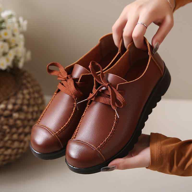 靴 レディース 婦人靴 ママシューズ フラット ローヒール スリッポン ぺたんこ 履きやすい 歩きやすい 痛くなりにくい 柔らかい 防水 撥水 滑り止め 軽量 普段使い 旅行 母の日 黒 赤 茶色