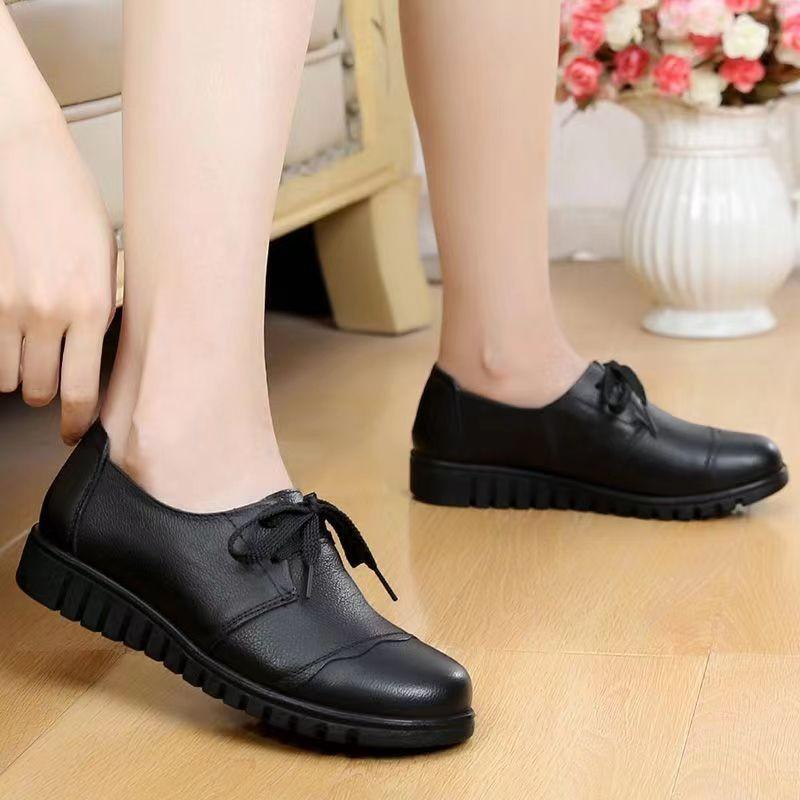 靴 レディースシューズ 柔らかい底 ローファー スリッポン フラットシューズ 中高齢者 ママシューズ 歩..