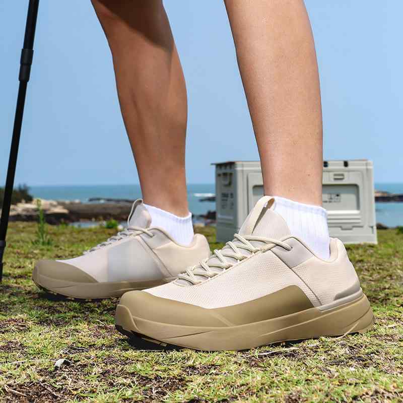 徒步シューズ メンズ 男性用 ローカット スニーカー 登山靴 滑り止め メッシュ 通気性 アウトドア カジュアル ブラック 黒 グレー ベージュ 25cm 255cm 26cm 265cm 27cm 275cm 28cm