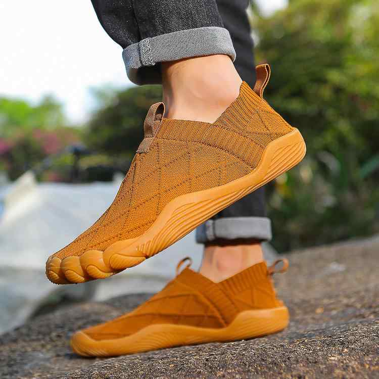 トレッキングシューズ メンズ 運動靴 履きやすい スリッポン 衝撃吸収 幅広 通気性 耐摩耗 滑り止め ローカット 普段使い ランニング ジム 春夏秋冬 ブラウン カーキ ブラック グレー