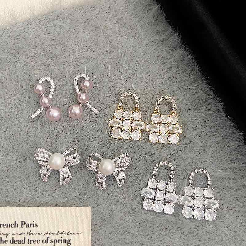 ピアス レディース 蝶結び ジルコニア バッグモチーフ シルバー 電気メッキ加工 韓国 かわいい キュート