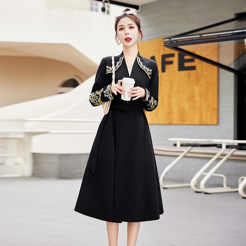 コート レディース 韓国 刺繍 花柄 ロング丈 ポリエステル Vネック ブラック 通勤