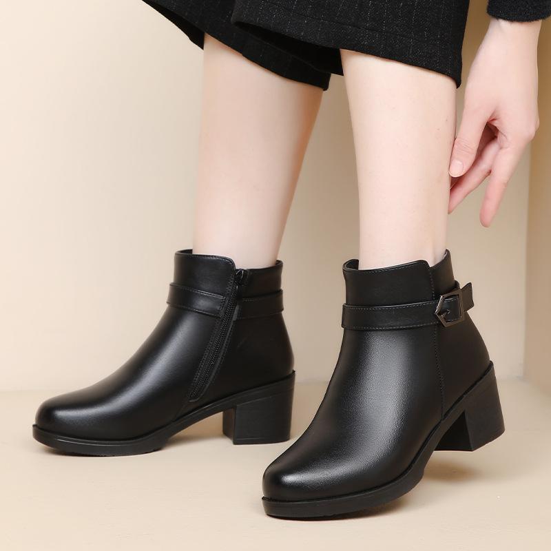 靴 レディース 婦人靴 あったかシューズ 秋冬 女性 防寒 ショートブーツ ミドルヒール 滑り止め レザー調