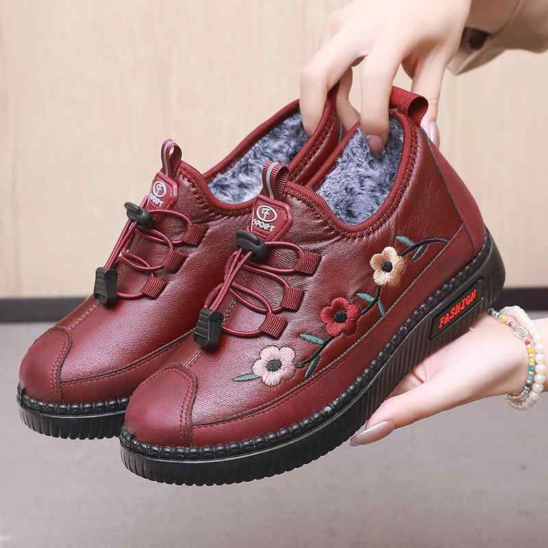 靴 レディース 婦人靴 スリッポン 布靴 ラウンドトゥ フラットヒール ローヒール 防寒 あったか 暖かい 裏起毛 滑り止め付き カジュアル 普段使い 冬 赤 黒(x2)(4)