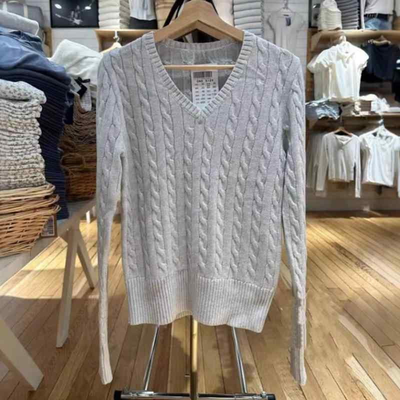 ニット レディース Vネック ケーブル編み プルオーバー トップス コットン グレー ゆったり 長袖 カッ..