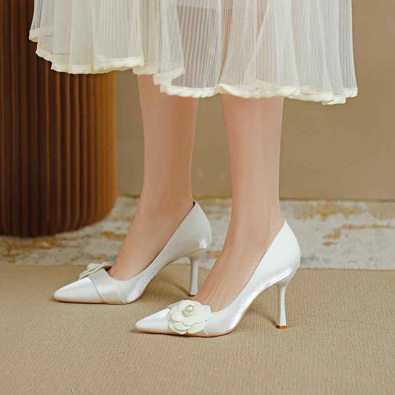 パンプス レディース ウェディングシューズ 結婚式 ブライダル パーティー キャバ 披露宴 花嫁 ハイヒ..