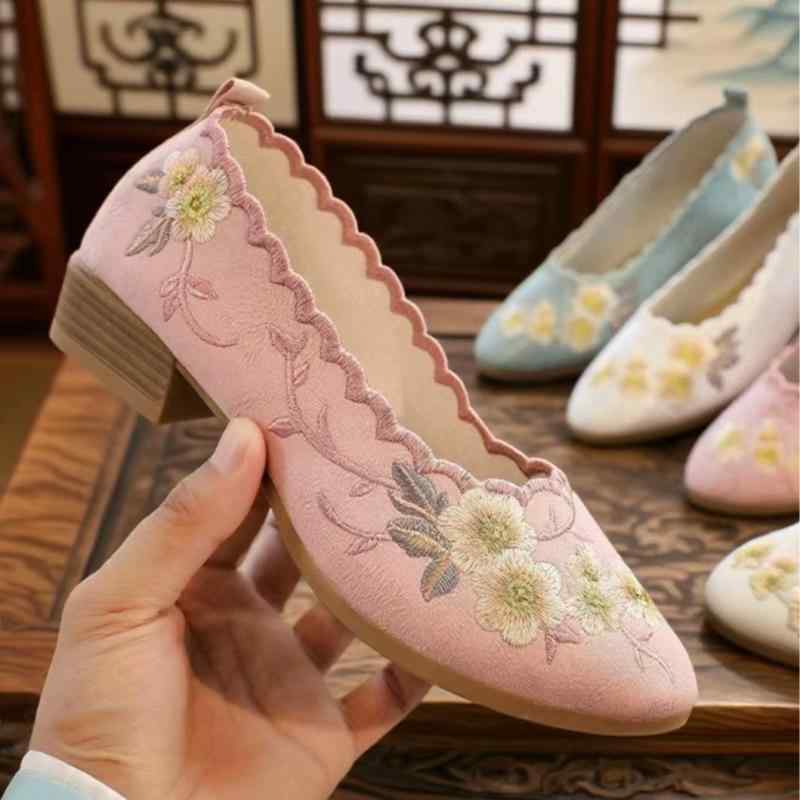 靴 レディース バレエシューズ マリージェーン 刺繍 布製 花柄 ローヒール チャンキーヒール 木目調 春夏 カジュアル かわいい おしゃれ 普段使い デート