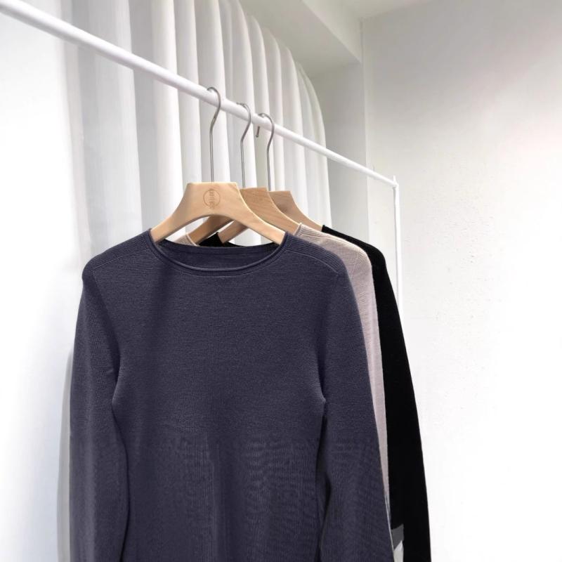 ニット レディース 長袖 新澳ウール 95%以上 洗える シームレス 丸首 羊毛 トップス カットソー プルオーバー 紫グレー ブラック ホワイト M L XL