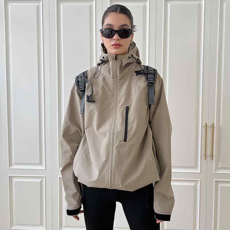 マウンテンパーカー レディース 防風 アウター 春秋 アウトドア 登山 ウェア 裏起毛 あったか 長袖 高襟 ジップアップ プリント 黒 ブラック グレー ブラウン スタイル 通勤