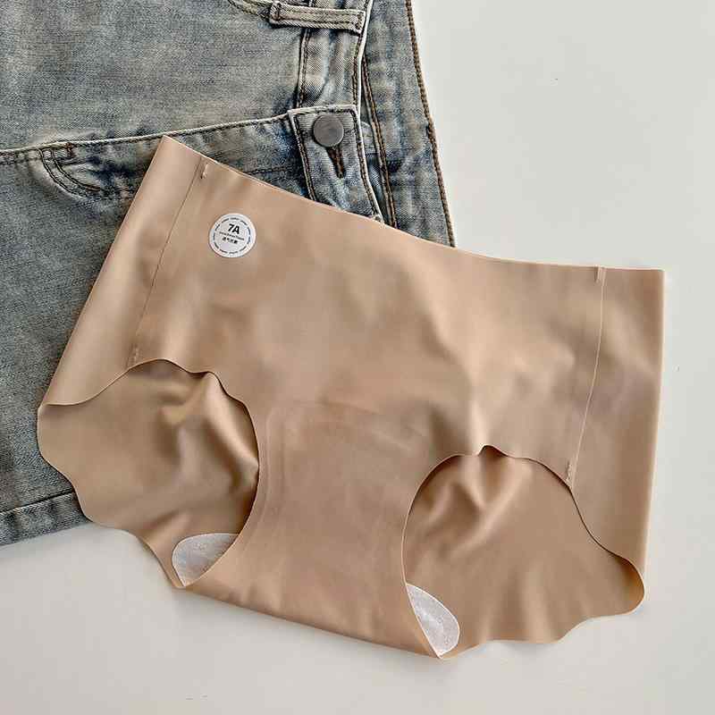 ショーツ レディース 女性用 無縫製 接触冷感 高弾性 ヨガ 中腰 綿 通気性 インナー 夏 響きにくい ス..