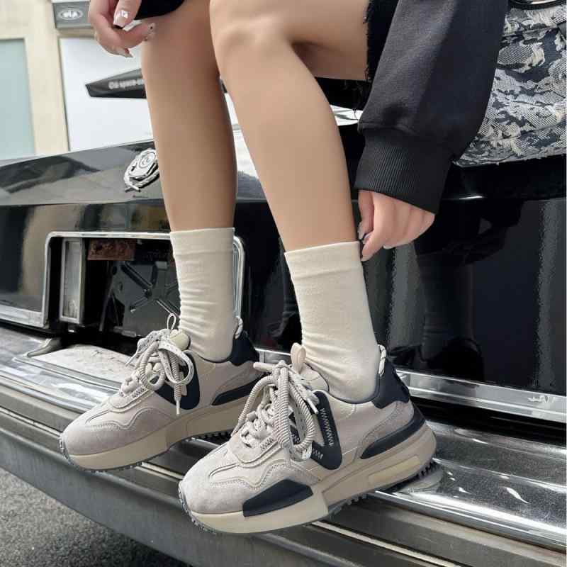 スニーカー レディース 革 ワッフル 厚底 軽量 疲れにくい 歩きやすい ランニング スポーツ 運動靴 通..