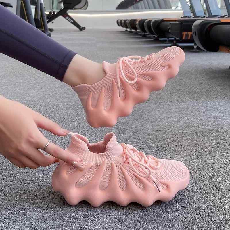 スニーカー 男性用 トレーニングシューズ 室内 フィットネス 厚底 衝撃吸収 軽量 ヨガ 縄跳び 運動靴 ..