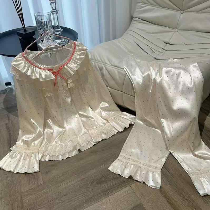 パジャマ レディース 韓国 レース 切り替え プリンセス 部屋着 ルームウェア 上下セット 長袖 綿 春夏 秋冬 普段使い リラックス ウェア かわいい