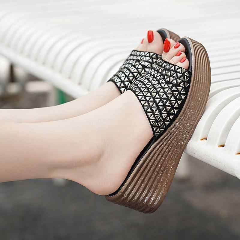 サンダル レディース 婦人靴 厚底 ウェッジソール 魚口 スリッパ 滑り止め 履きやすい 柔らかい 普段使い お出かけ ブラック シルバー ゴールド ホワイト