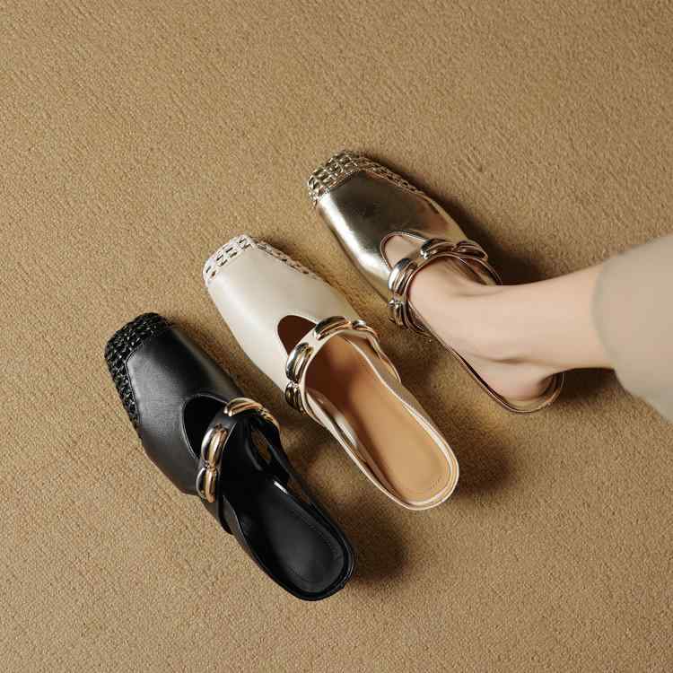 サンダル レディース 牛革 スリッパ ミュール 婦人靴 韓国 モード系 スクエアトゥ ローヒール 坡跟 鋲付き 黒 白 ベージュ 34 35 36 37 38 39 40 春夏(4)