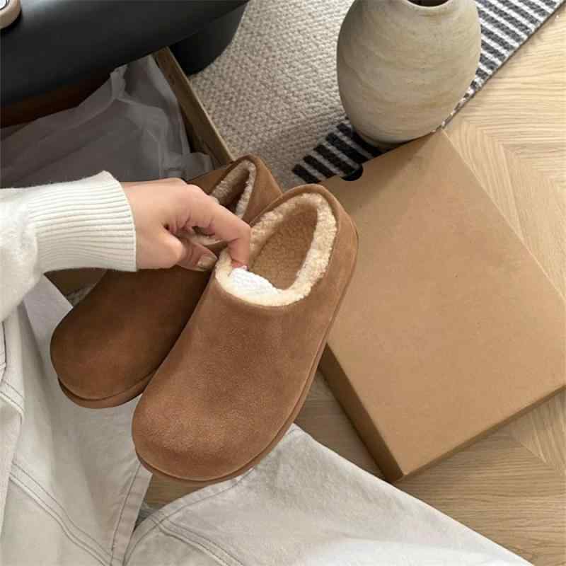 スリッパ 秋冬 男女兼用 暖か ルームシューズ フラット ぺたんこ ラウンドトゥ 履きやすい スエード調 ゴム底 防寒 ブラウン系