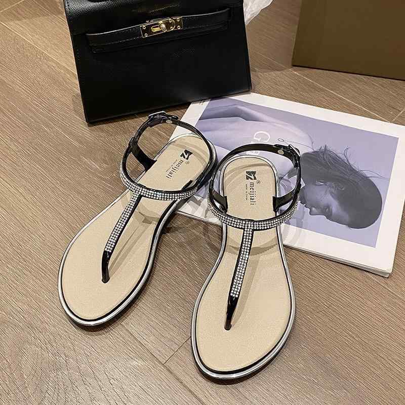 サンダル レディース 夏 涼しい 外履き トングサンダル かわいい キラキラ 水晶 ビーズ ぺたんこ ローヒール 黒 白 ベージュ 普段使い リゾート