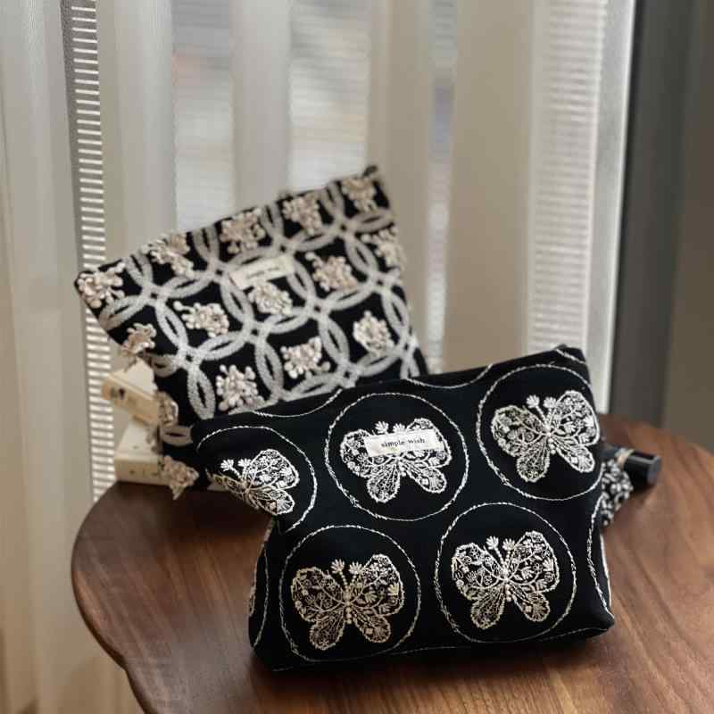 バッグ レディース 帆布 小さめ ハンドバッグ バタフライ イソギンチャク 刺繍 かわいい 化粧ポーチ スクエア型 普段使い