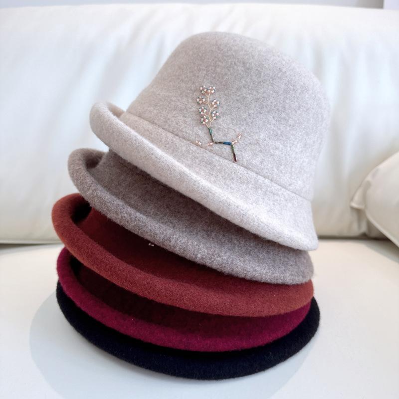 帽子 レディース 秋冬 漁夫帽 ニット帽 ウール 厚手 あったか 保温 防寒 梅の花柄 エナメル 民族風 レ..