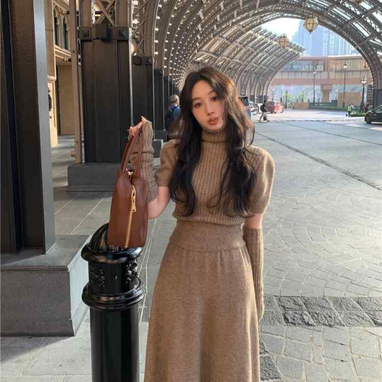 ニット セットアップ レディース 高身長 長袖 トップス ニット セーター スカート ロング Aライン 韓国 ファッション カジュアル おしゃれ きれいめ かわいい 上下 2点 セット カフェオレ ベージュ グレー