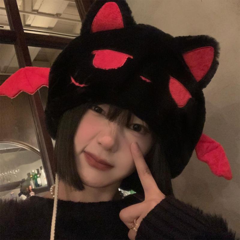 帽子 レディース 秋冬 猫耳付き かわいい ぬいぐるみ ハロウィン Y2K カートゥーン 防寒 耳当て付き 雷鋒帽 ブラック レッド 猫耳帽子 ドーパミン 小羊 ウール 白 ベージュ ラムウール ふわふわ もこもこ イヤーマフ キャップ