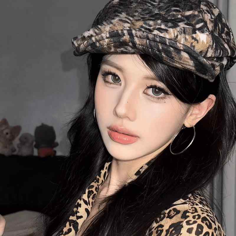 ベレー帽 レディース ヒョウ柄 アシンメトリー デザイン ニュースボーイ キャップ 帽子 日よけ 紫外線対策 普段使い 旅行 お出かけ2