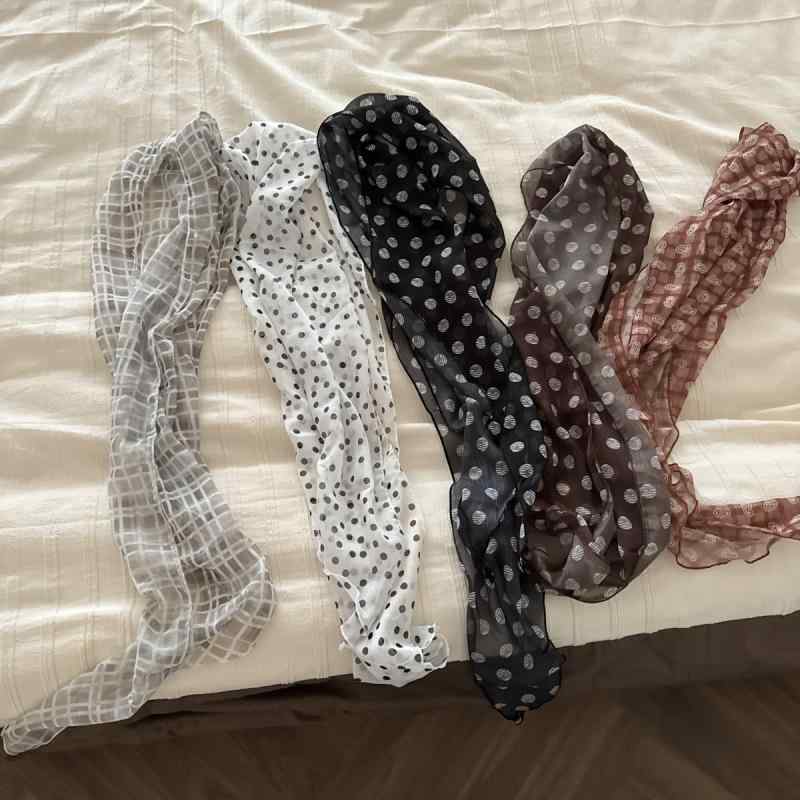 スカーフ レディース ストール シルクタッチ 水玉 ドット柄 プリント 韓国風 アクセサリー 上品 きれいめ かわいい おしゃれ 春夏 秋冬