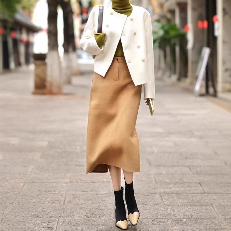 コート レディース セットアップ シャネル風 ニット カーディガン フレアスカート エレガント フェミニン お嬢様スタイル 秋冬 長袖 ショート丈 プリンセススリーブ ポリエステル ホワイト キャメル S M L XL