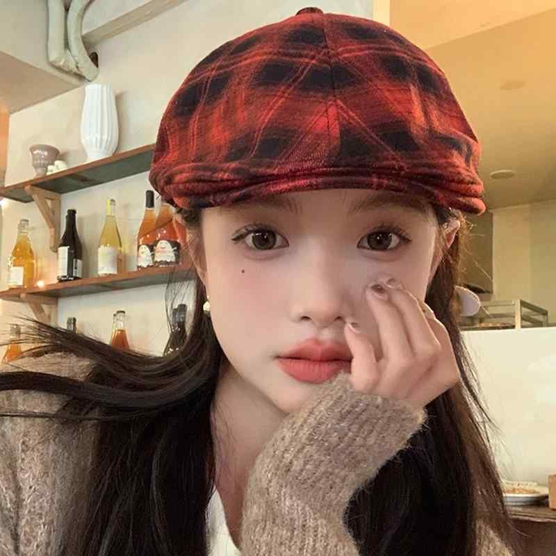 ベレー帽 レディース 秋冬 格子柄 小顔効果 紫外線対策 日よけ 八角帽 鴨舌帽子 おしゃれ かわいい 黒 白 赤 茶色2