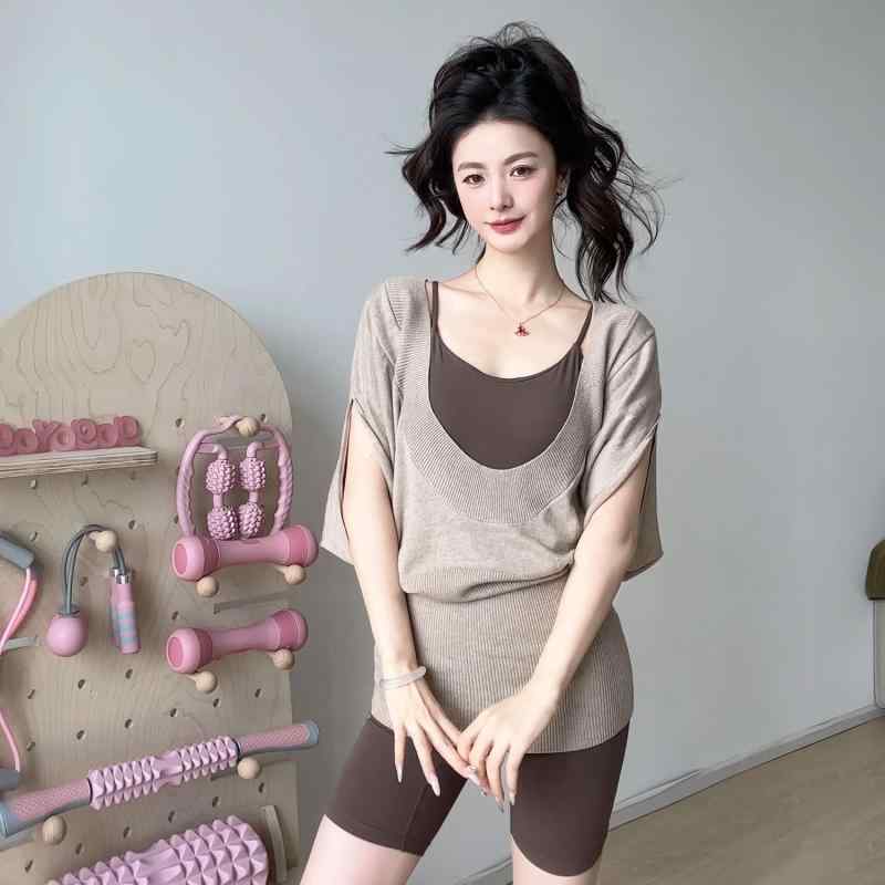 ヨガウェア レディース セットアップ スポーツトップス カーディガン プルオーバー ピラティス トレーニング ジム フィットネス ランニング ジョギング 速乾 春夏秋冬 無地 ベージュ ブラック パープル