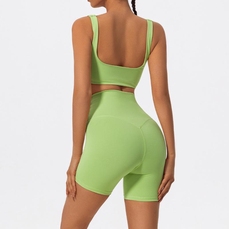 ヨガウェア レディース 上下セット 高機能 スポーツブラ レギンス 高腰 伸縮性 通気性 吸湿速乾 運動着 トレーニング ランニング ジョギング フィットネス 春夏秋冬