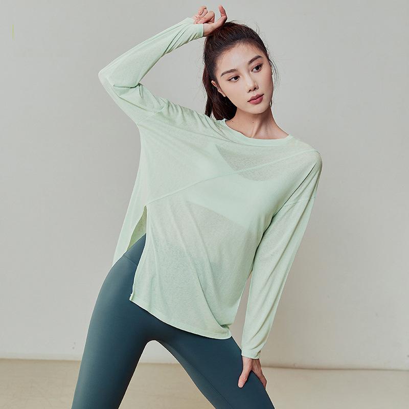 ヨガウェア レディース 秋冬 スポーツトップス 長袖 接触冷感 トレーニングウェア ランニング ピラティス 健身服 宽松 体型カバー 無地 S M L XL