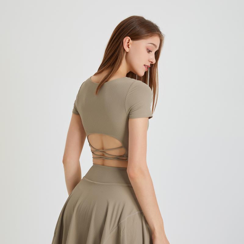 ヨガウェア レディース 美背 半袖Tシャツ パッド付き スポーツトップス トレーニングウェア 速乾性 伸縮性 通気性 ランニング ジョギング フィットネス ジム ウェア 接触冷感 ストレッチ ブラック アイボリー ベージュ ブラウン グレー