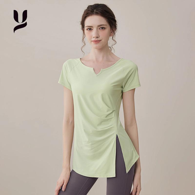 ヨガウェア レディース セットアップ 半袖 スポーツブラ トップス トレーニングウェア ランニング ピラティス 接触冷感 吸湿速乾 ストレッチ 伸縮性 春夏